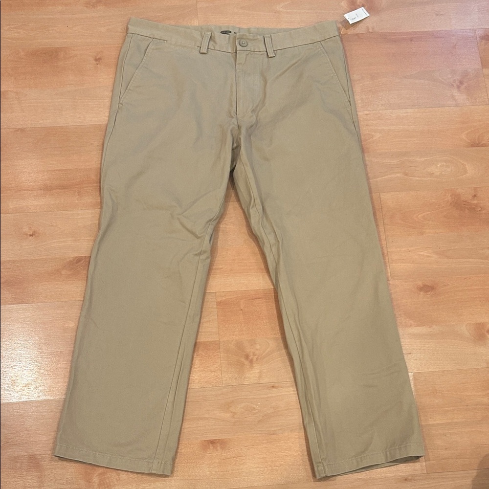 Old Navy Men's Khaki Chinos 36 x 30 NWT